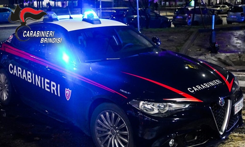 Brindisi: Sorpresi nell’intento di asportare un’auto in sosta, arrestati dai Carabinieri